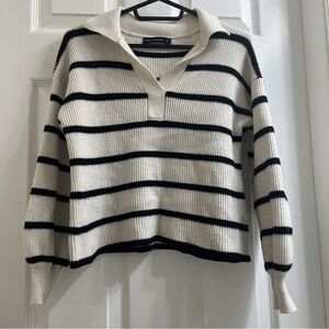 Moon & Madison Black Cream Striped Pattern Nautical V-Neck Sweater Sweatshirt
